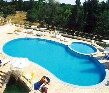 Apartcomplex Ritza Saints Constantine and Helena