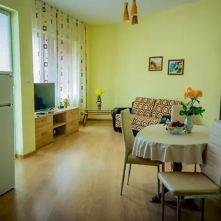 Apartcomplex Ritza 4* Saints Constantine and Helena