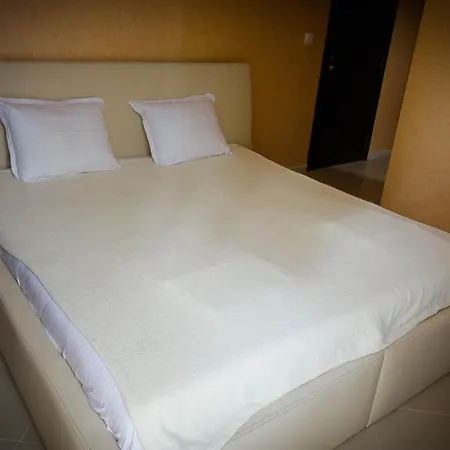 Apartcomplex Ritza 4*