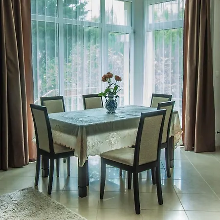 Apartcomplex Ritza Lejlighedshotel Sankt Konstantin & Helena
